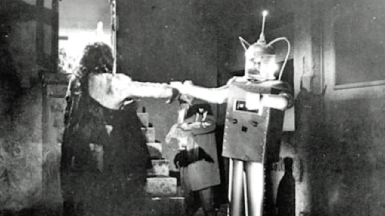 La momia azteca contra el robot humano - 剧照