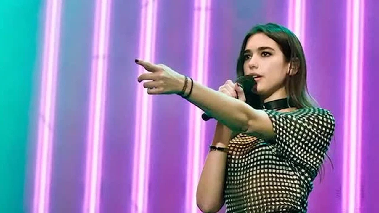 Dua Lipa: Elevating - 剧照