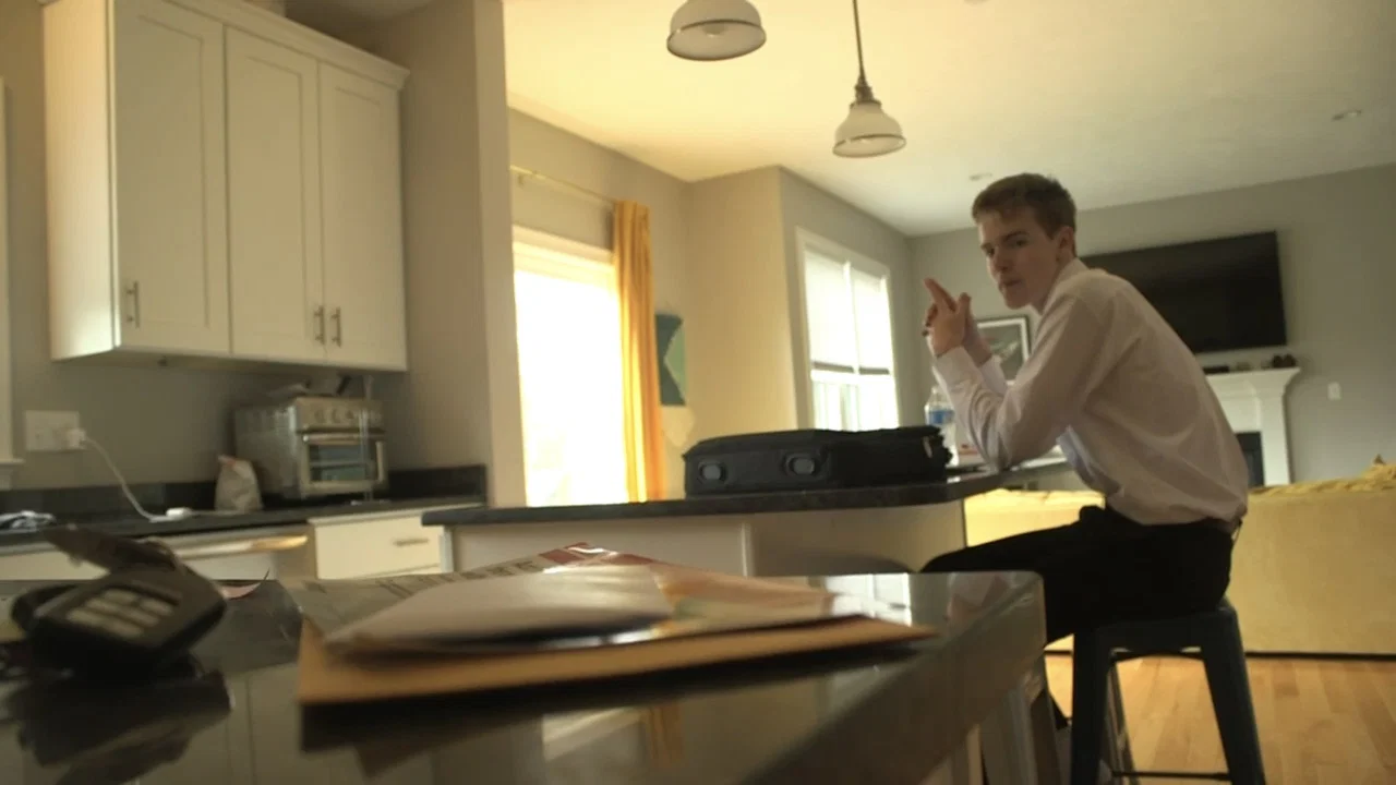 I'm Watching - 剧照