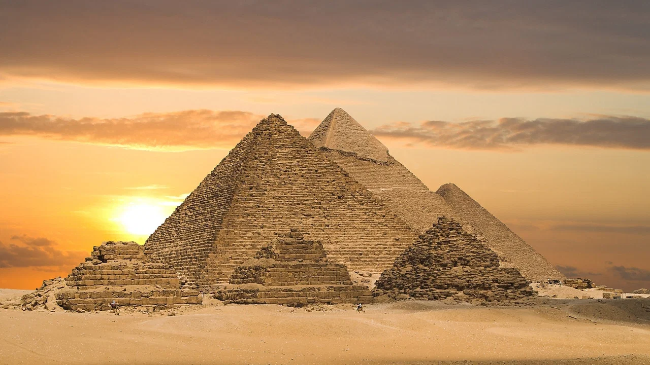 La R&eacute;v&eacute;lation des Pyramides 2 : l'&Eacute;quateur pench&eacute;, l'enqu&ecirc;te continue... - 剧照