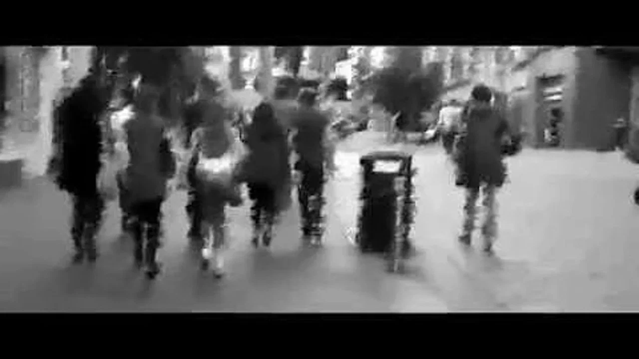 Mine - 剧照