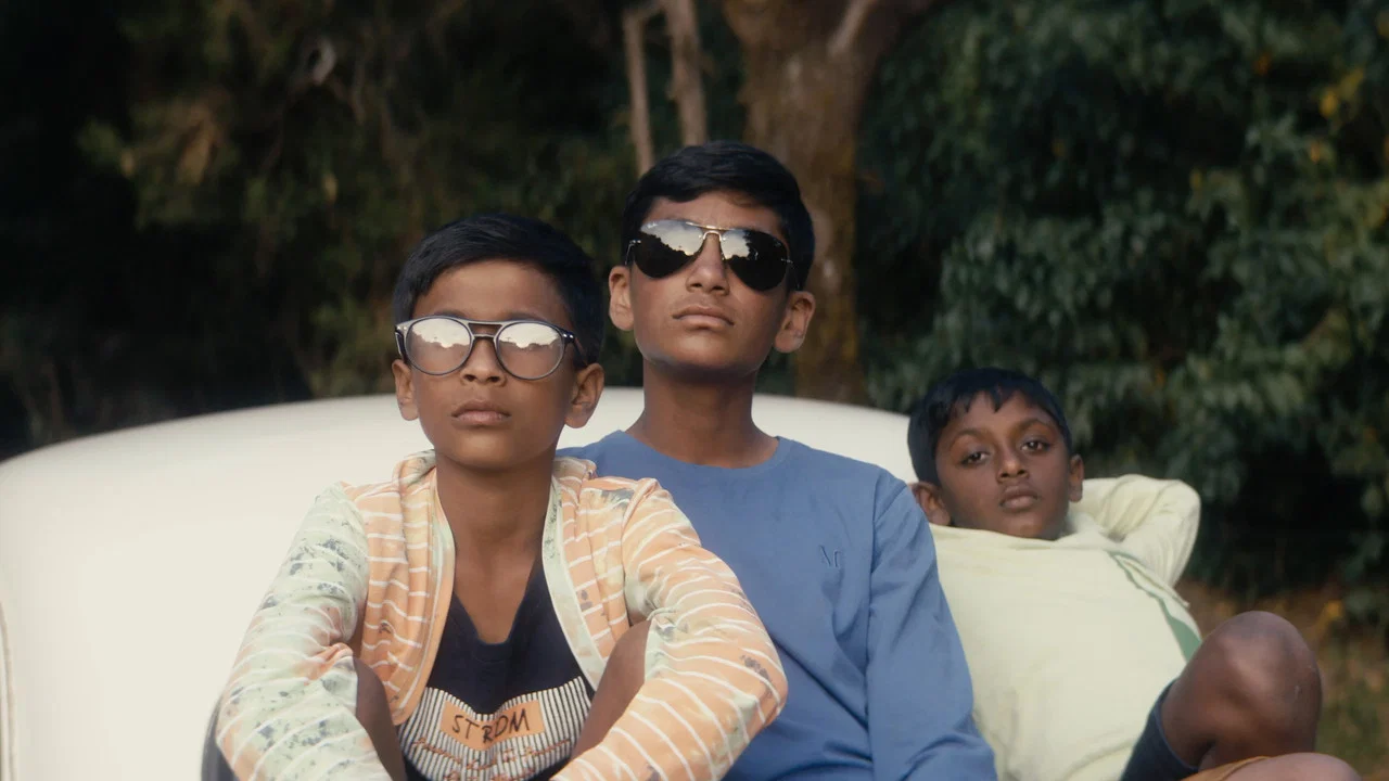 நாங்கல் - 剧照