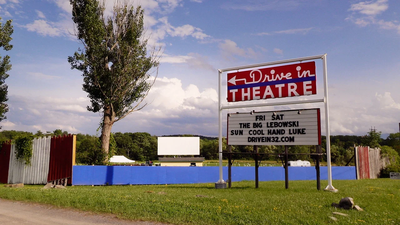 Back to the Drive-in - 剧照