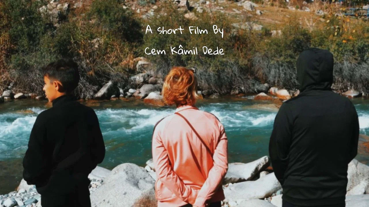 Hi&ccedil; Kimsenin G&uuml;n&uuml; - 剧照