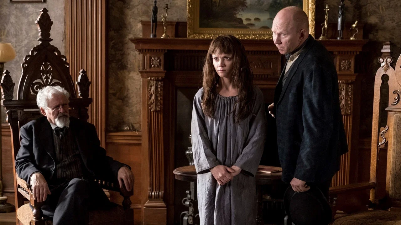 Escaping the Madhouse: The Nellie Bly Story - 剧照