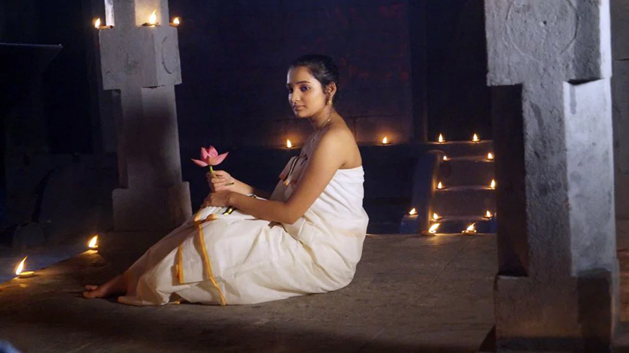 നിമിഷം - 剧照