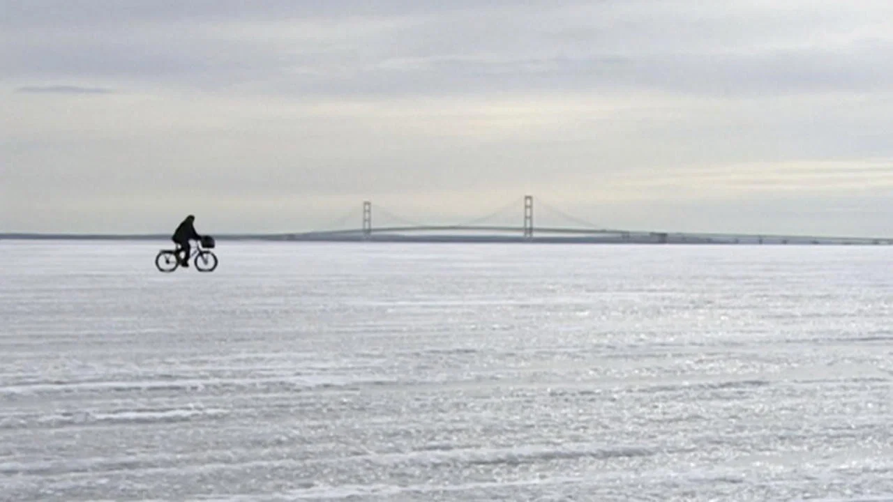Ice Bridge - Mackinac Island&rsquo;s Hidden Season - 剧照