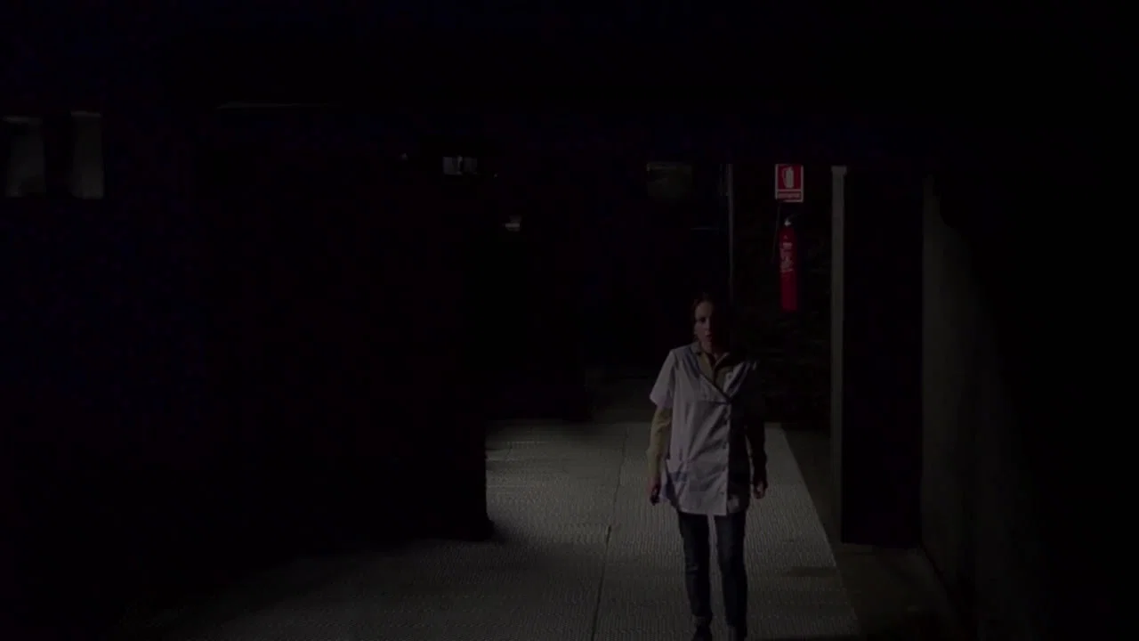 多莫 - 剧照