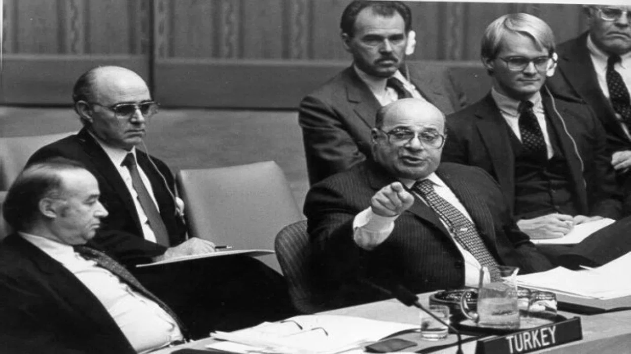 Kıbrıs'ın 50 Yılı: Final - 剧照