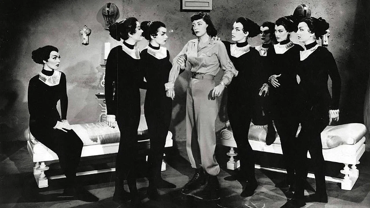 Cat-Women of the Moon - 剧照