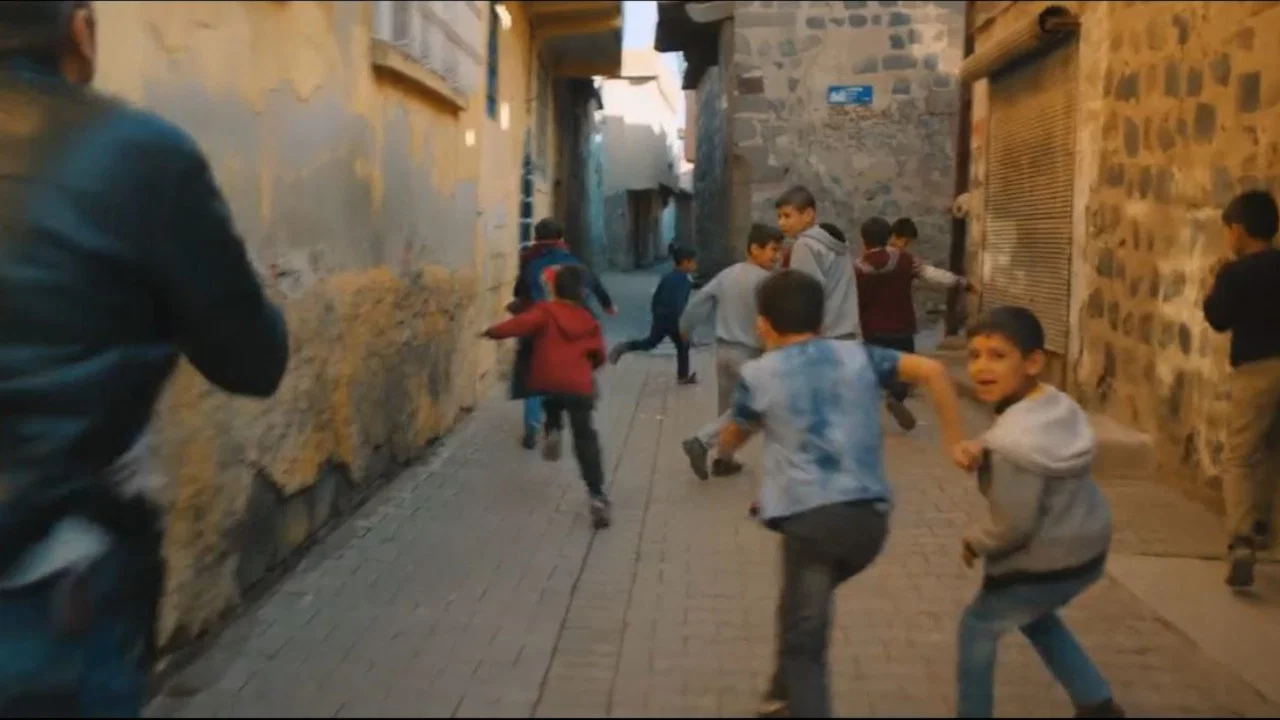 Sur'da Devran - 剧照
