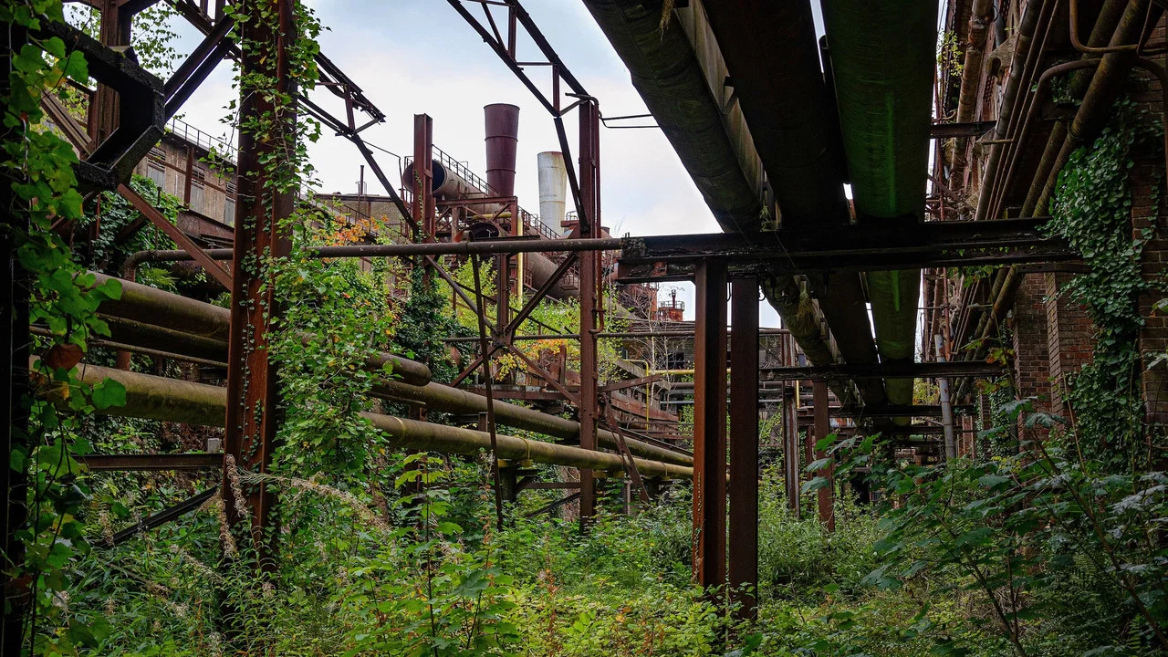En qu&ecirc;te d'urbex - 剧照
