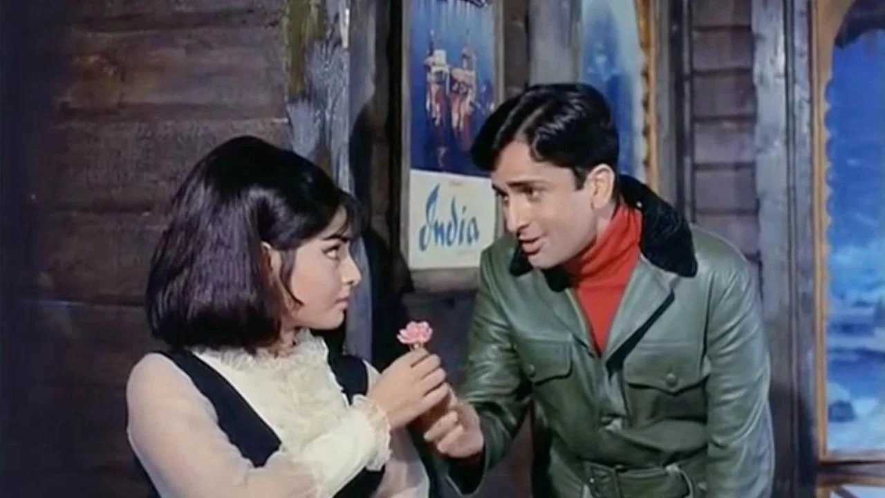 शर्मीली - 剧照
