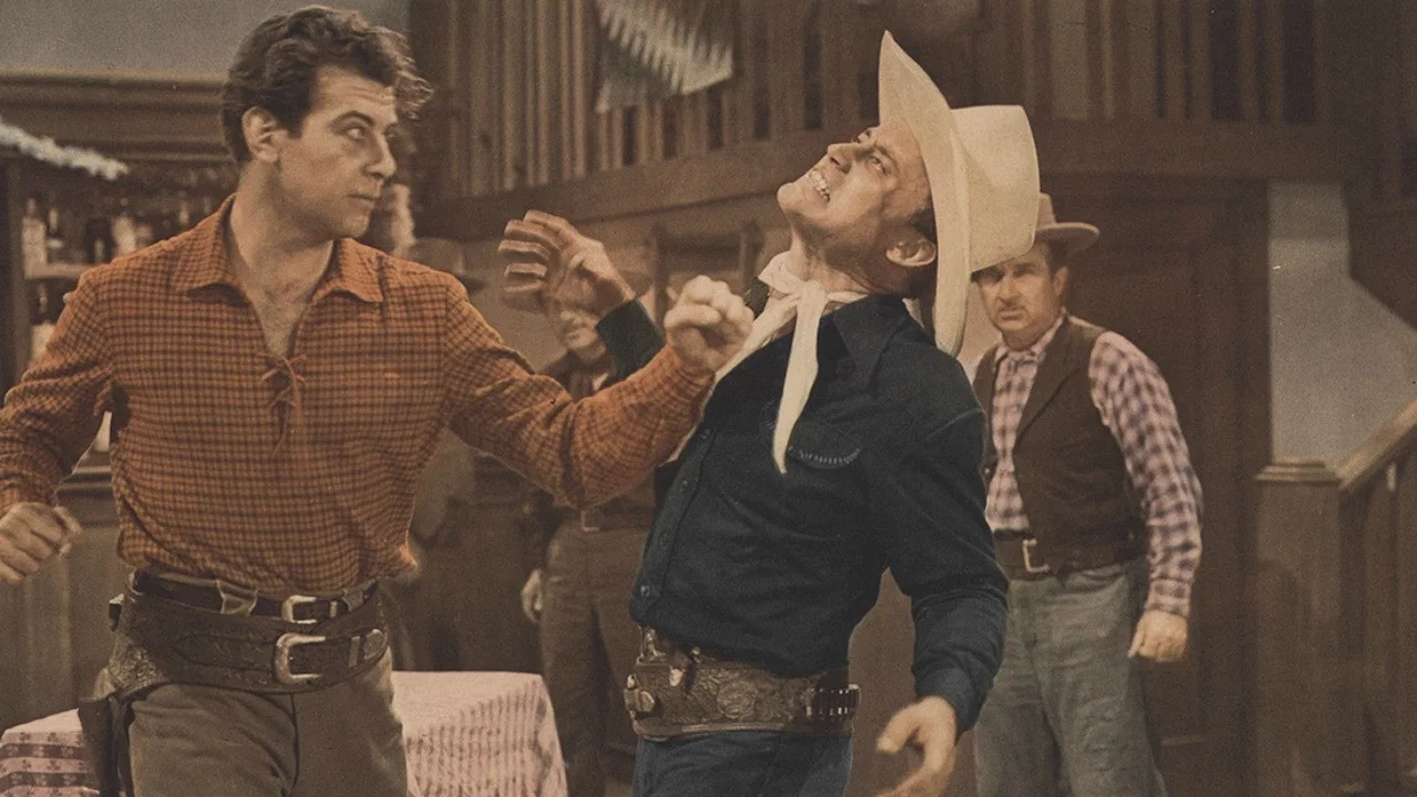 Outlaw Roundup - 剧照