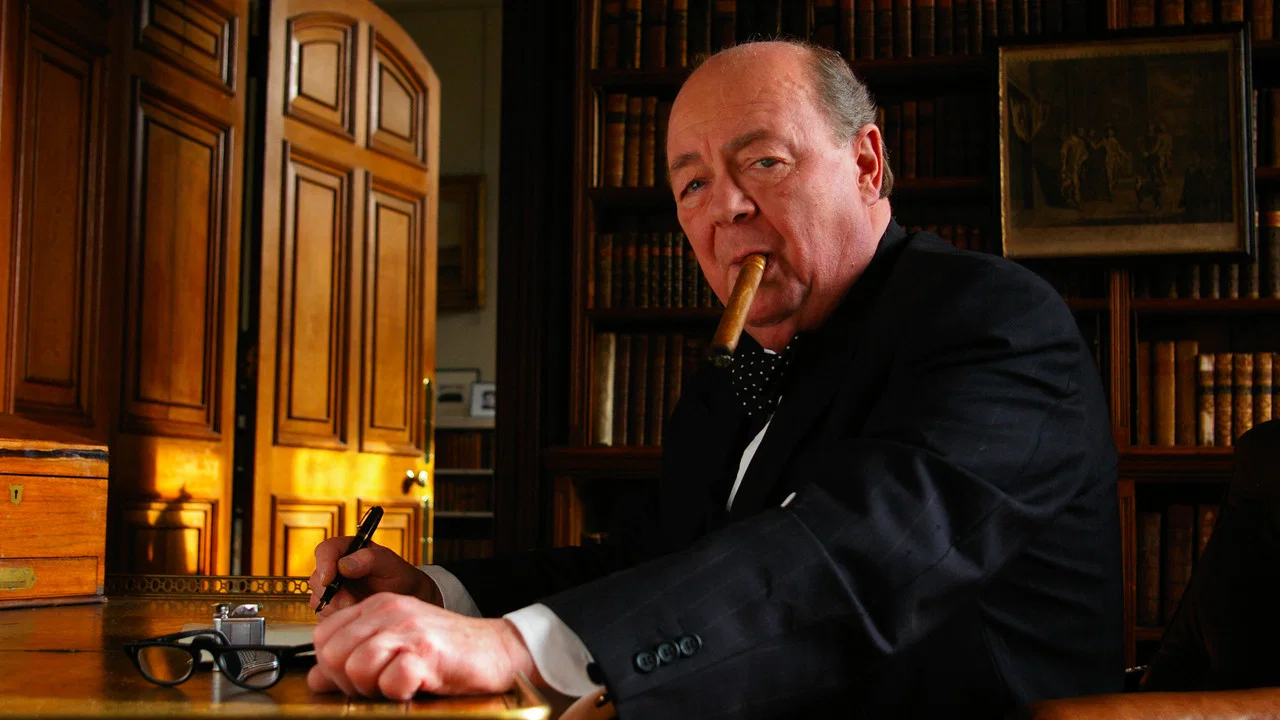 Churchill's Darkest Decision - 剧照