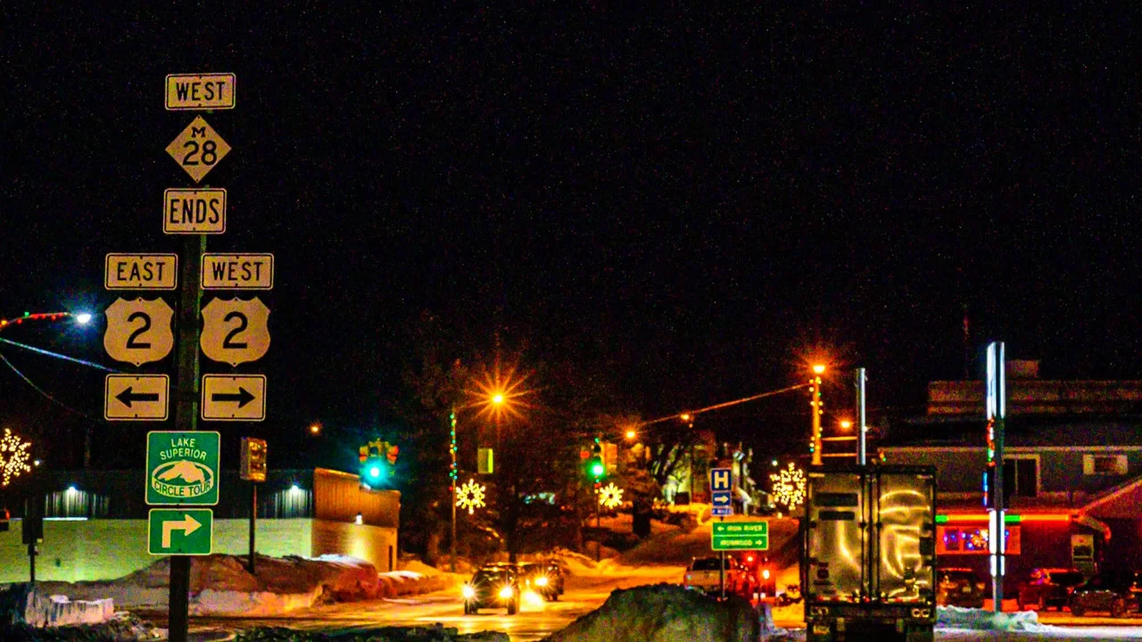 Route 2 Elsewhere - 剧照