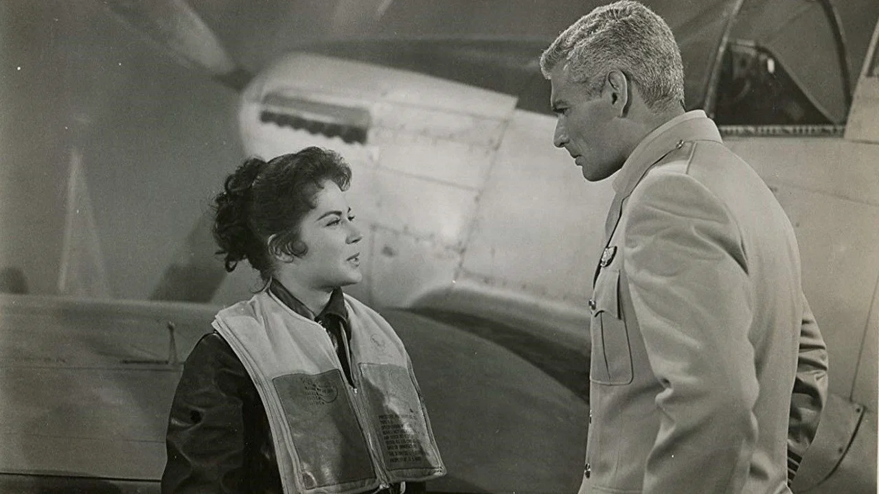 The Lady Takes a Flyer - 剧照