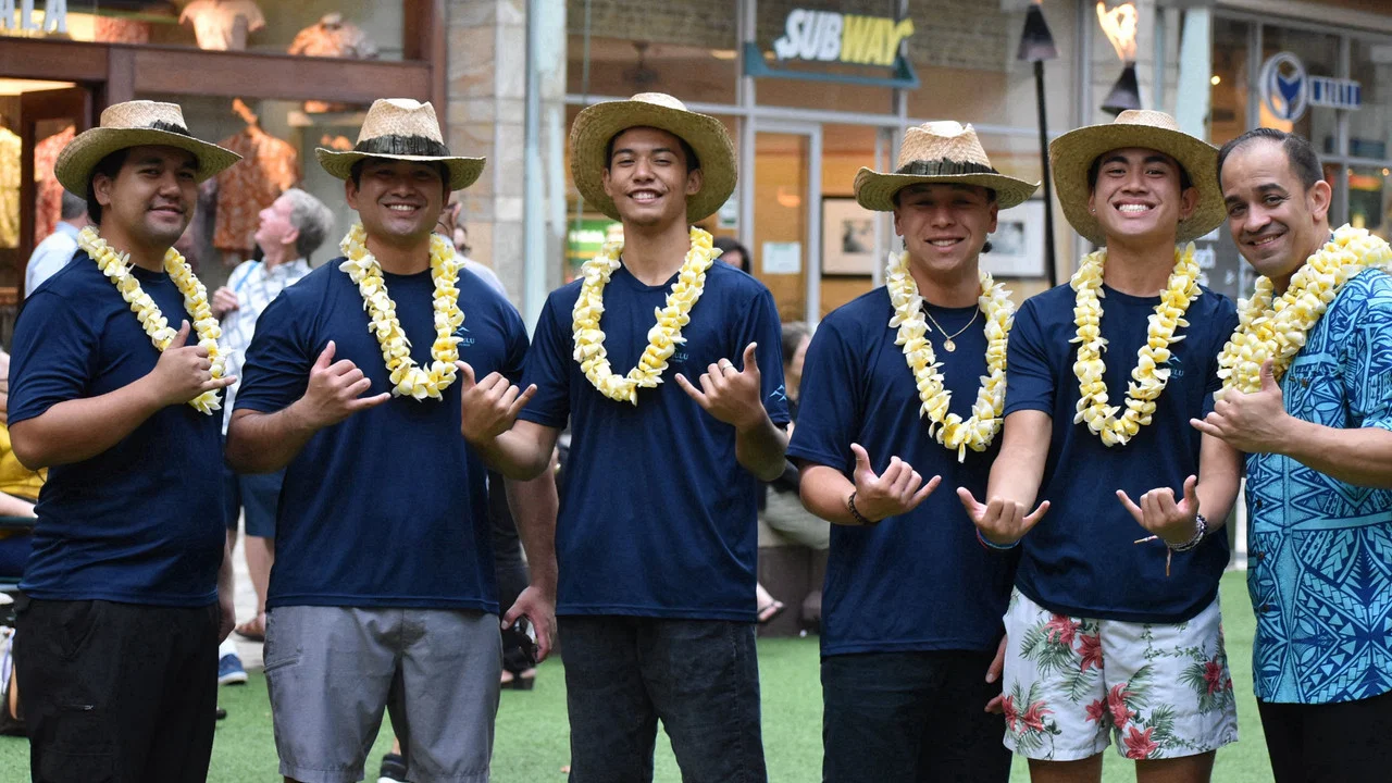 Kekaiulu Hula Studio - 剧照