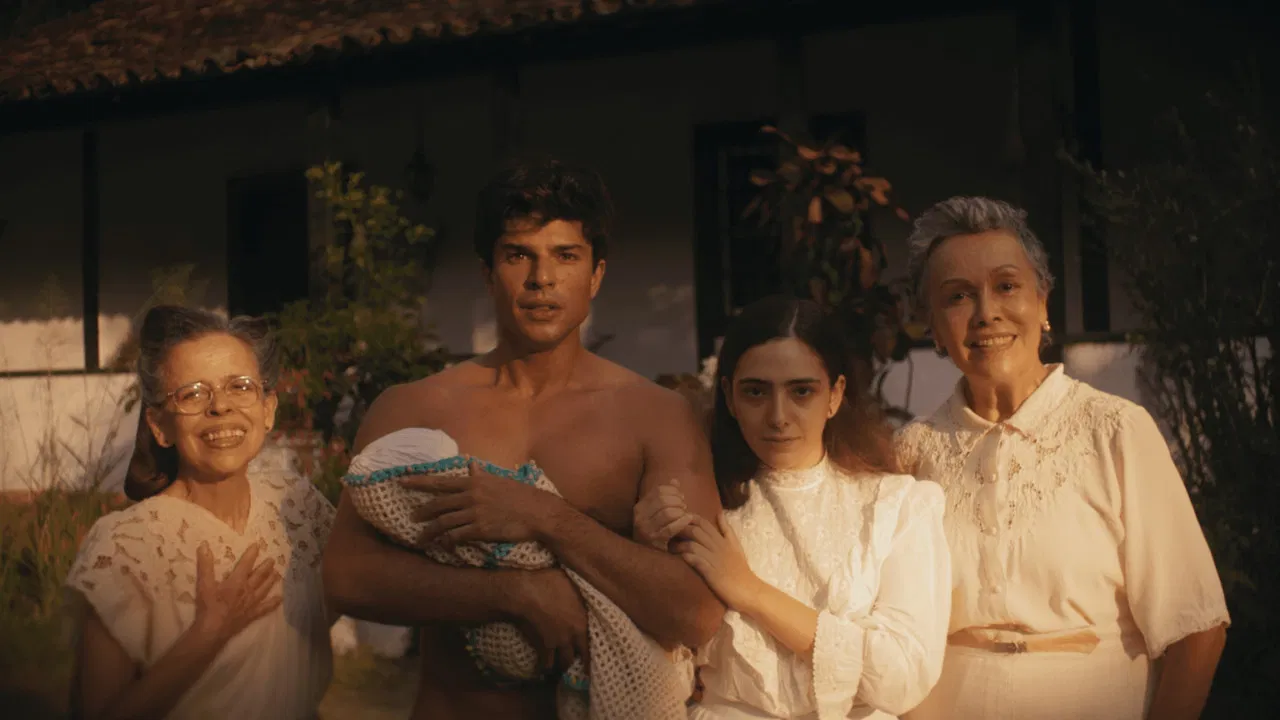 A Heran&ccedil;a - 剧照