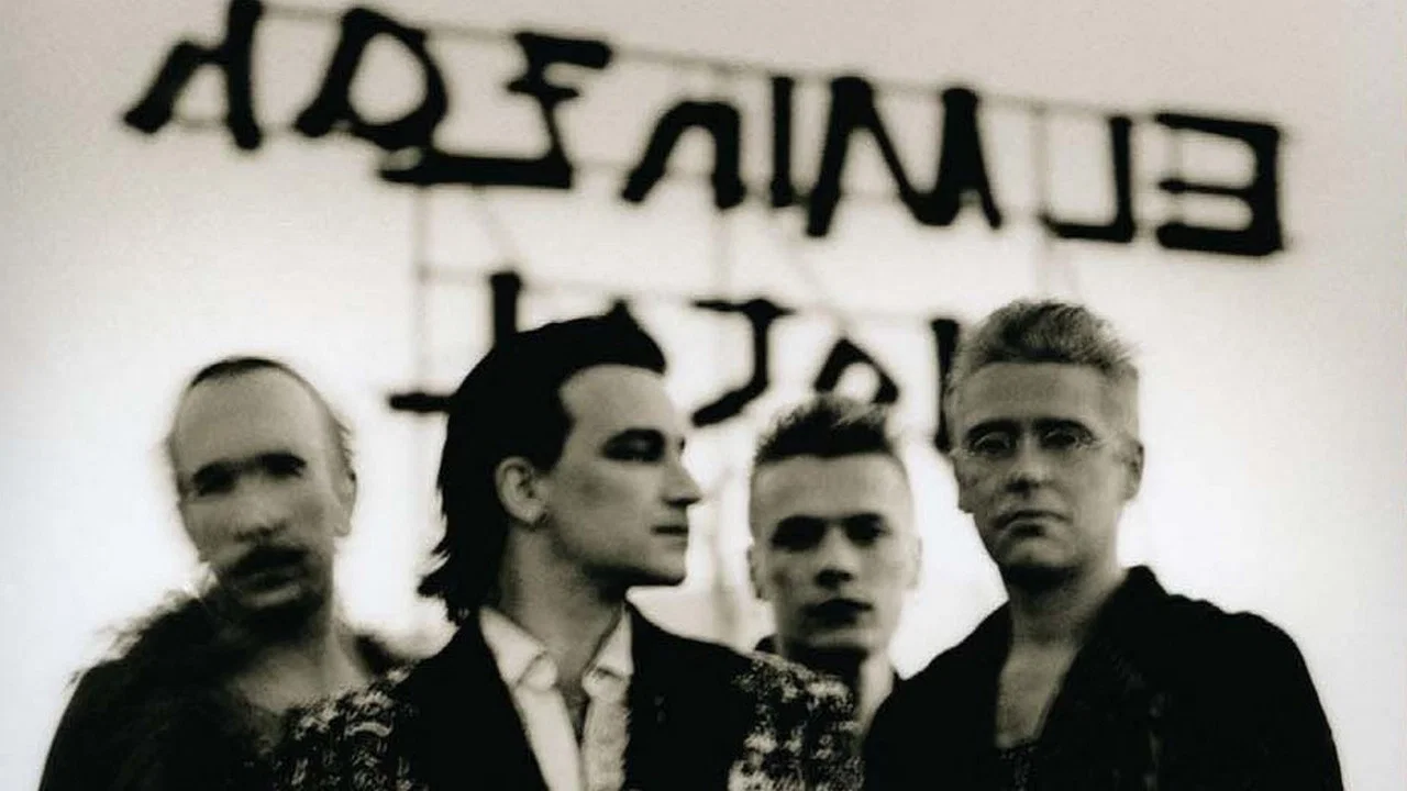 U2: The Best of 1990-2000 - 剧照