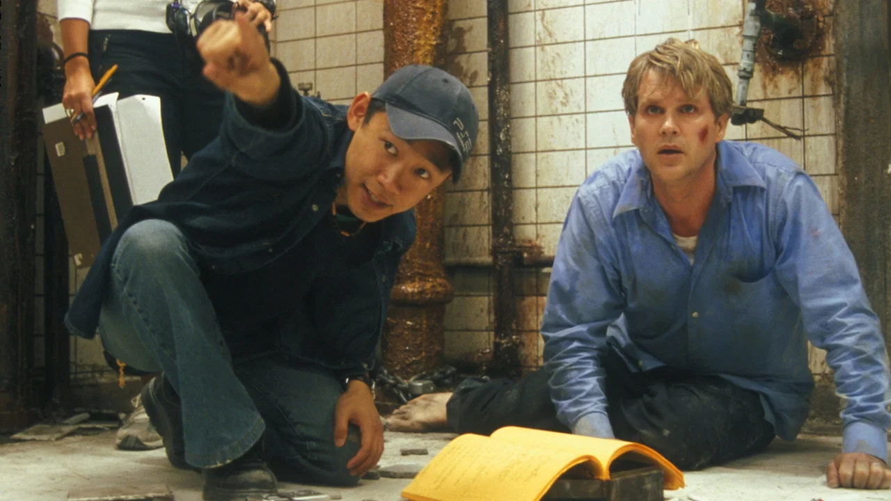 Hacking Away at Saw - 剧照