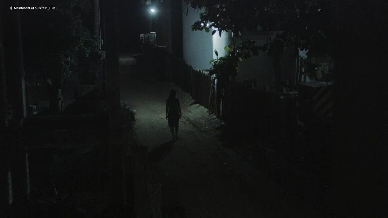 Desv&iacute;o de noche - 剧照