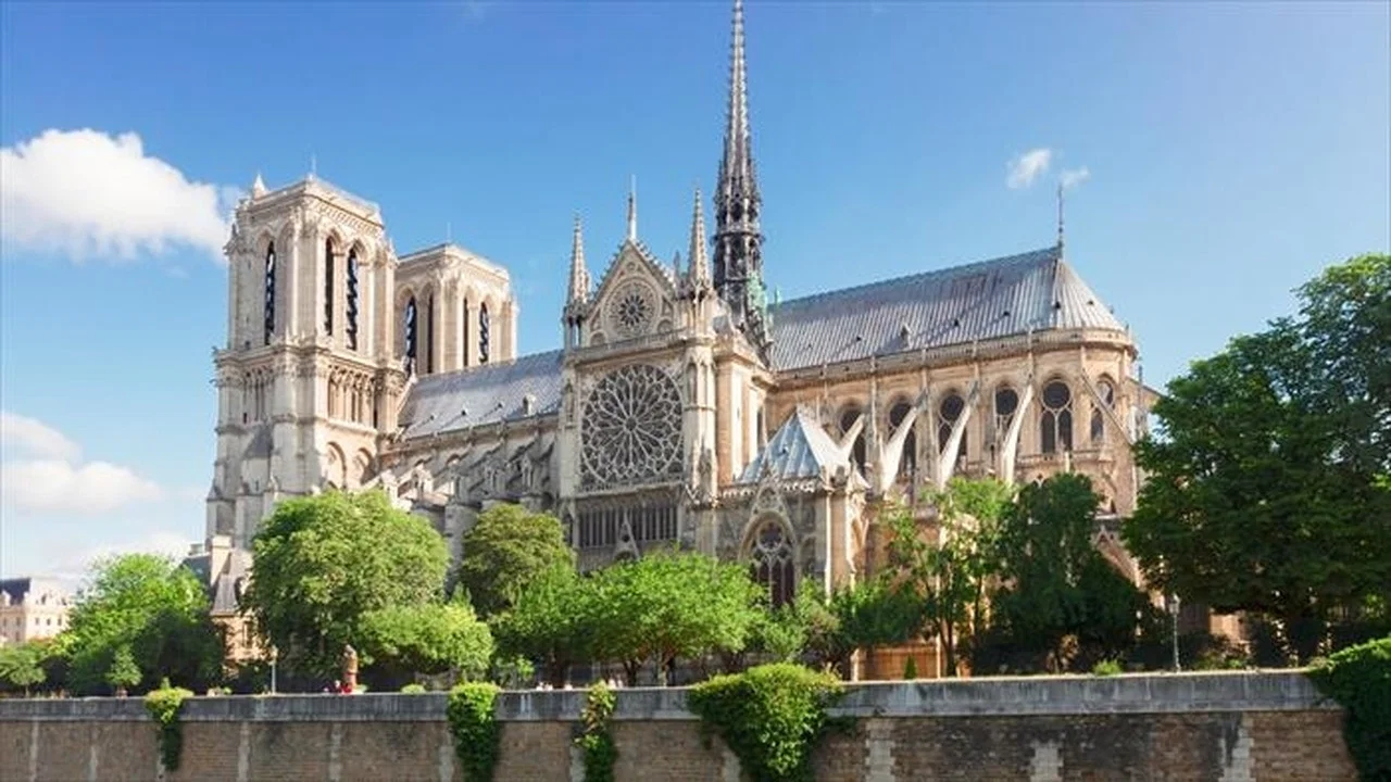 Au c&oelig;ur de Notre-Dame - 剧照