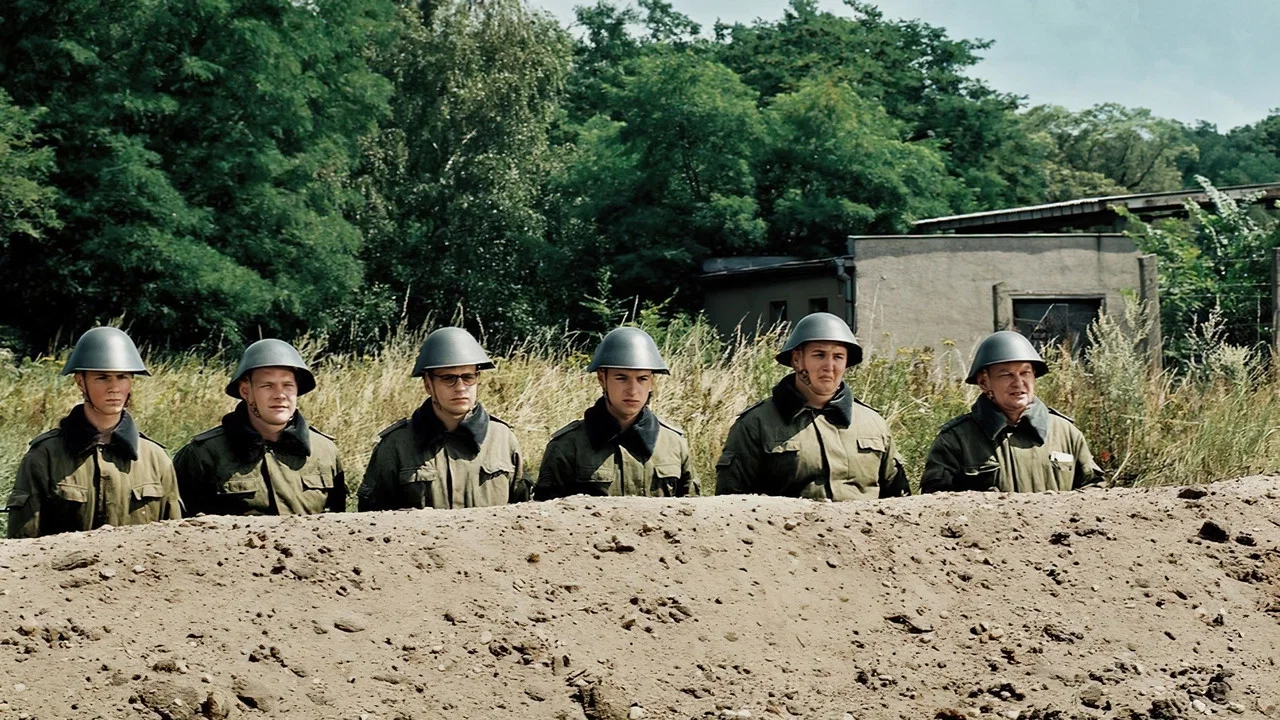 NVA - 剧照