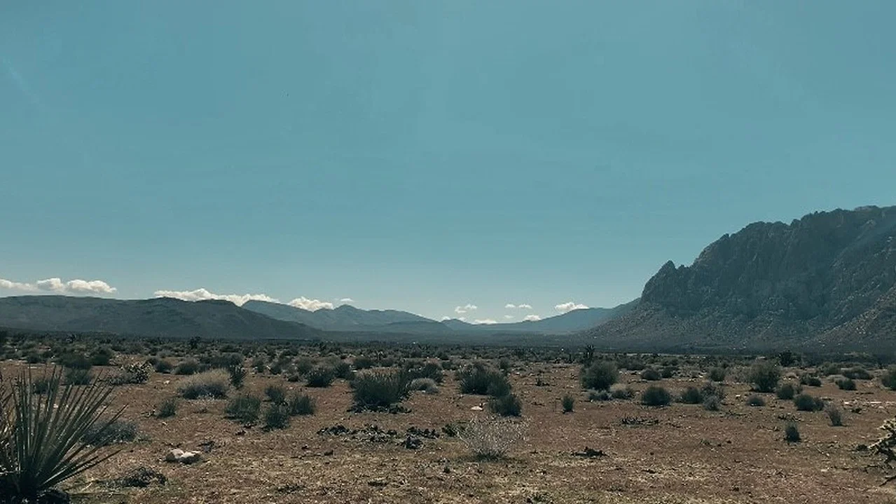 Mountains - 剧照