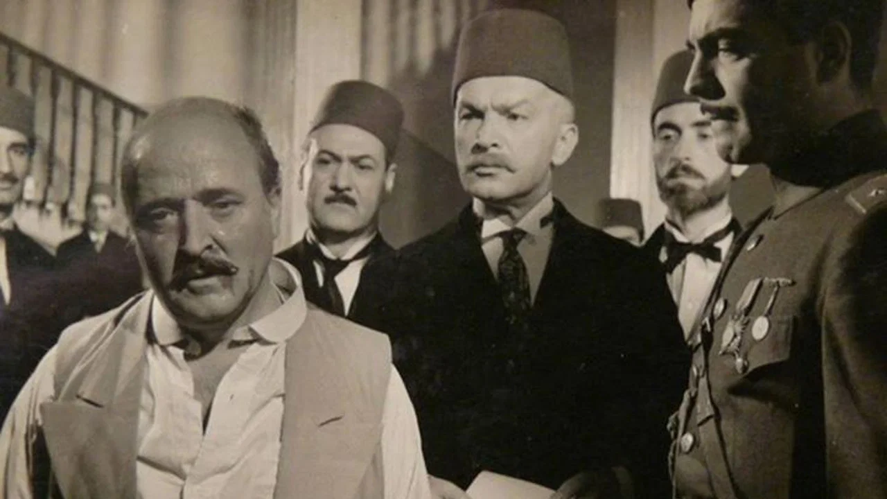 Aşktan da &Uuml;st&uuml;n - 剧照