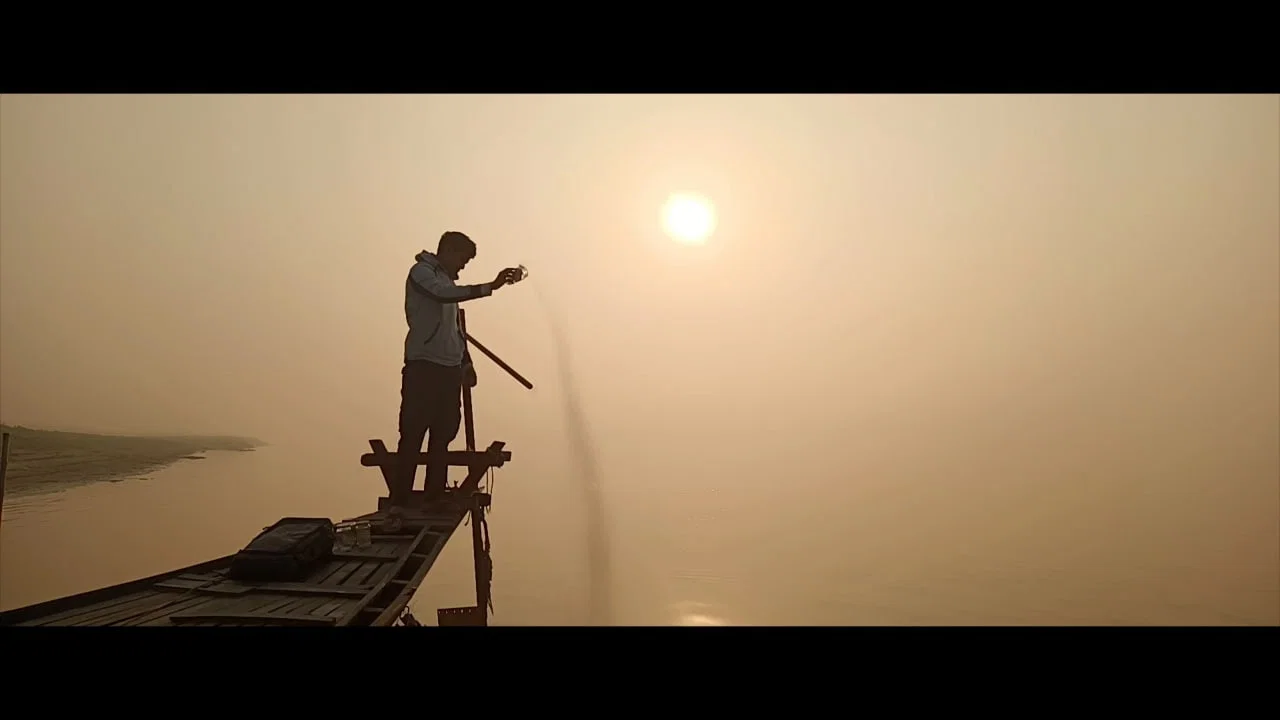 হে ধরণী, দ্বিধা হও - 剧照