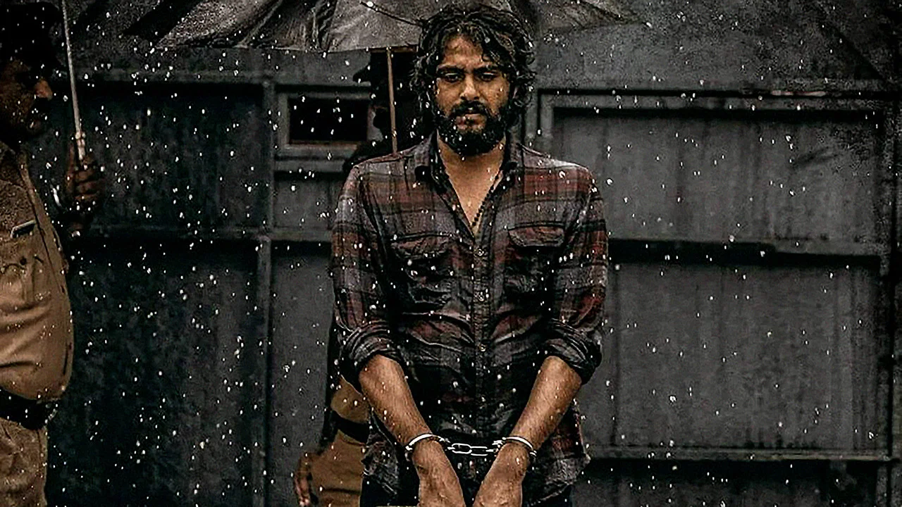 സ്വാതന്ത്ര്യം അര്&zwj;ദ്ധരാത്രിയില്&zwj; - 剧照