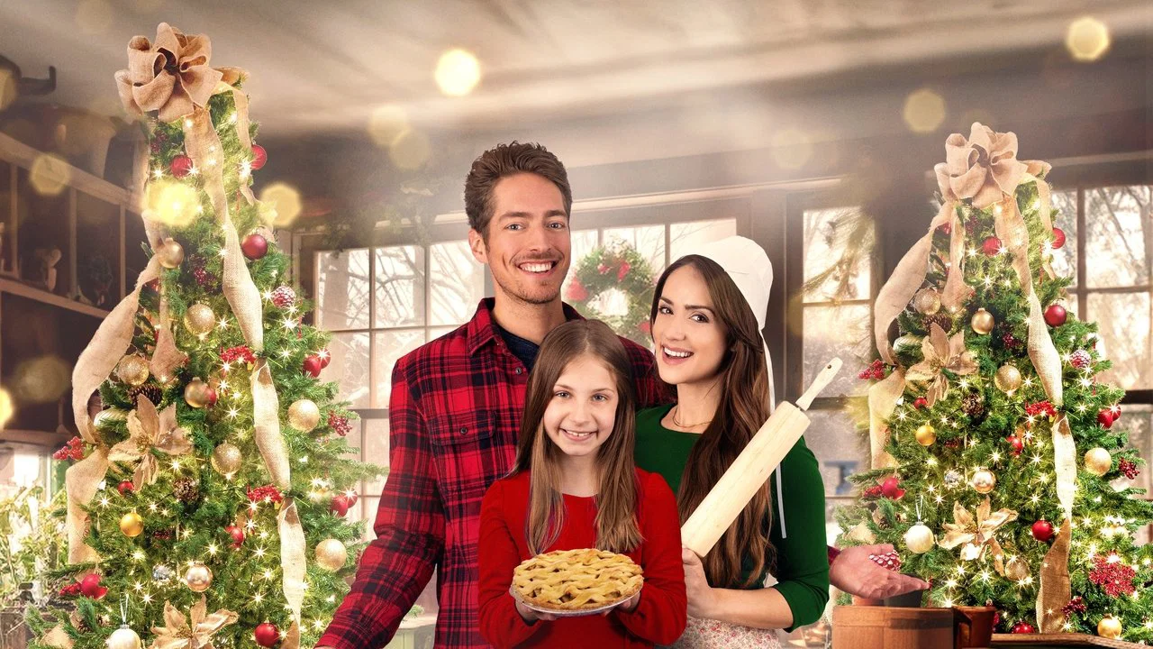 Christmas at the Amish Bakery - 剧照
