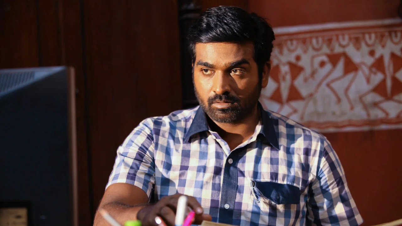 ஆண்டவன் கட்டளை - 剧照