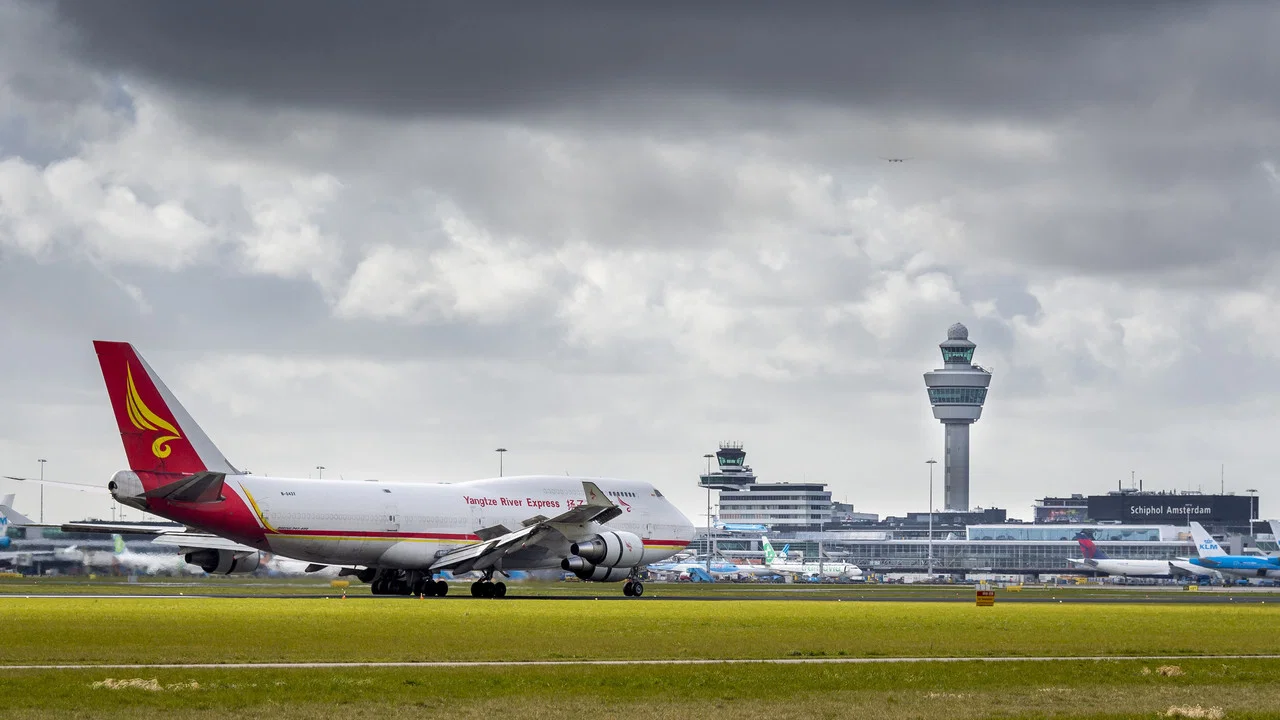 100 jaar Schiphol: Luchtzaken onder de zeespiegel - 剧照