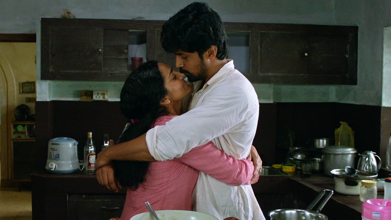 ഉള്ളൊഴുക്ക് - 剧照