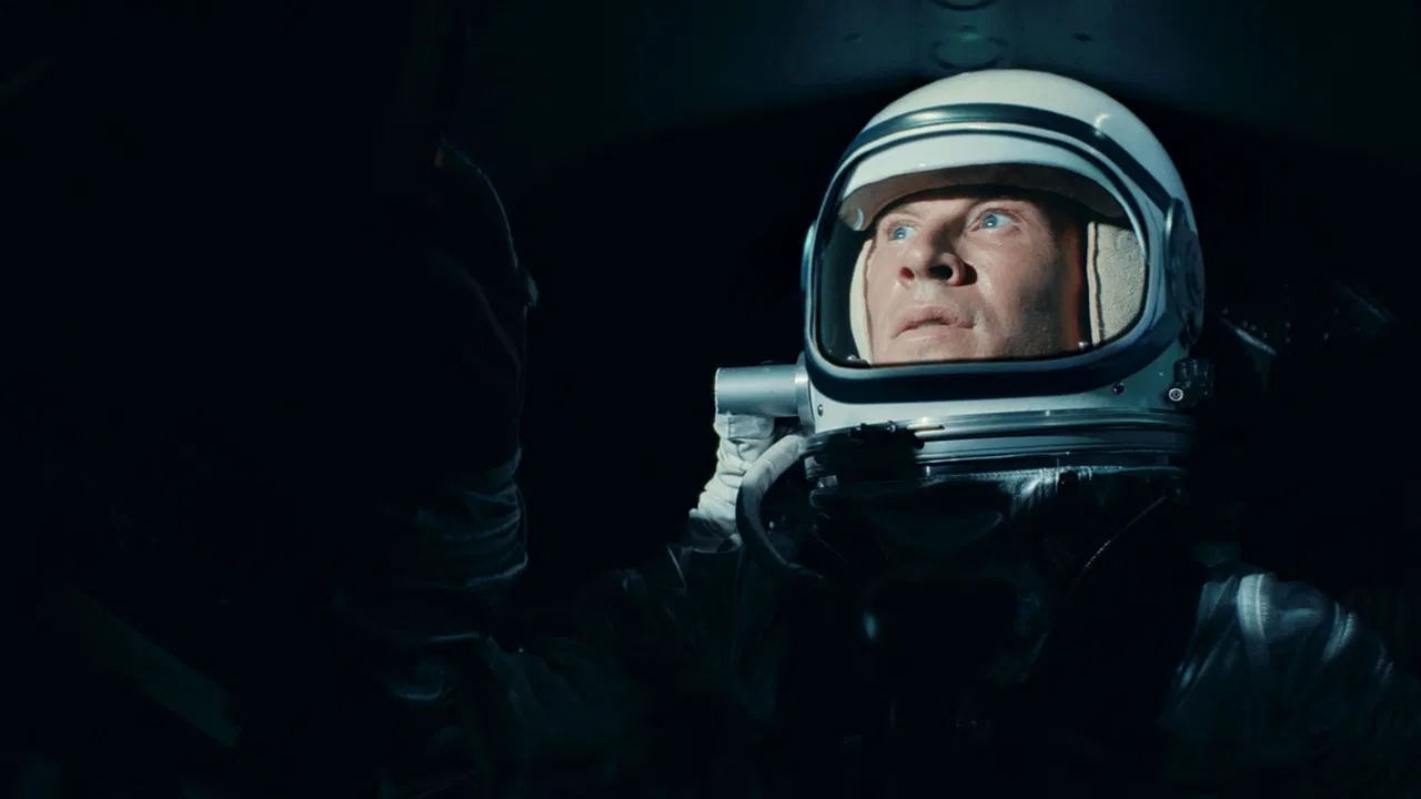 Edge of Space - 剧照