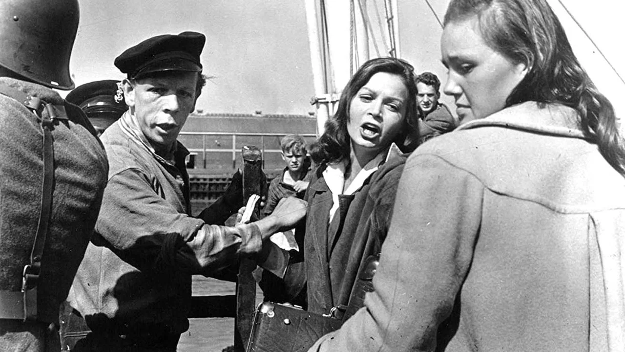 Operation Amsterdam - 剧照