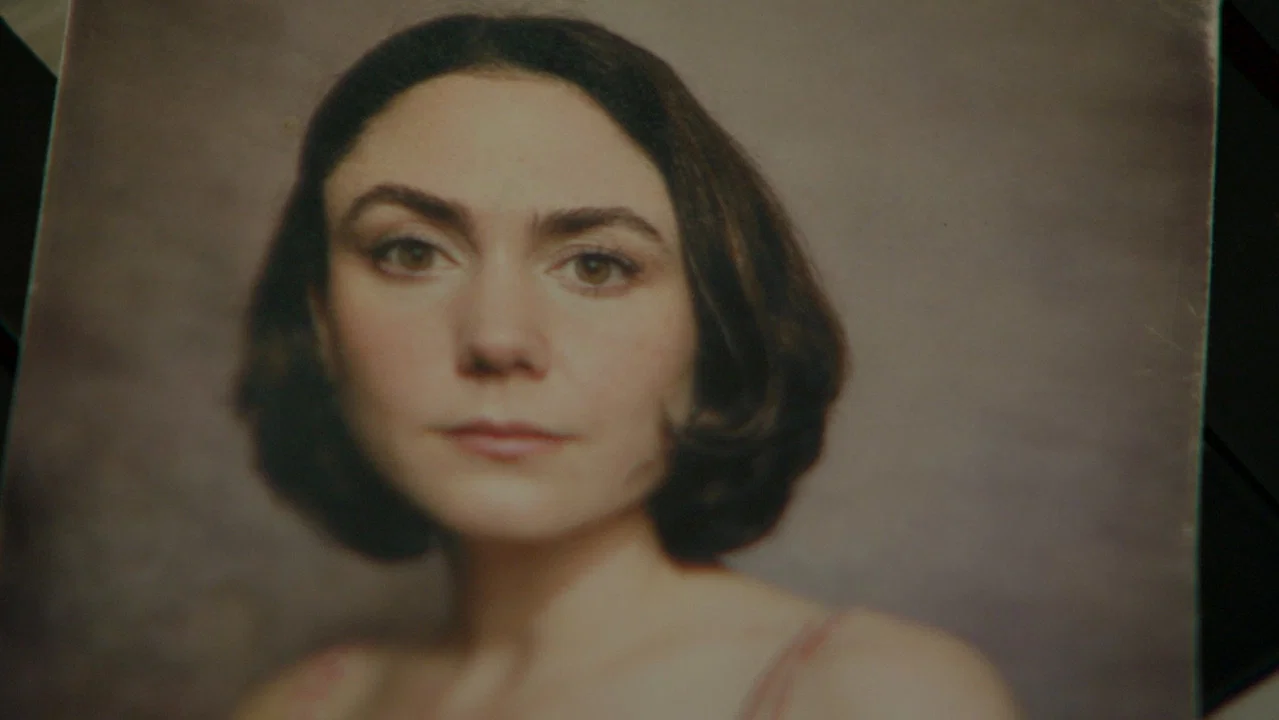 Luc&iacute;a, the Woman Without a Face - 剧照