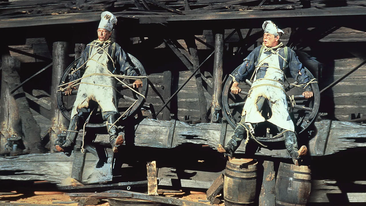The Apple Dumpling Gang Rides Again - 剧照
