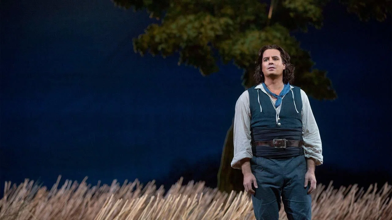 Donizetti: L'Elisir d'Amore - 剧照
