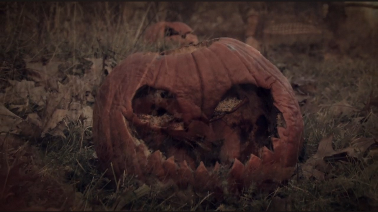 3 Dead Trick or Treaters - 剧照