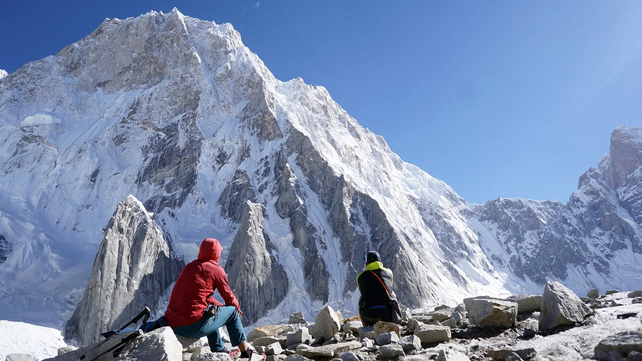 Climbing Latok 1 From The North - 剧照
