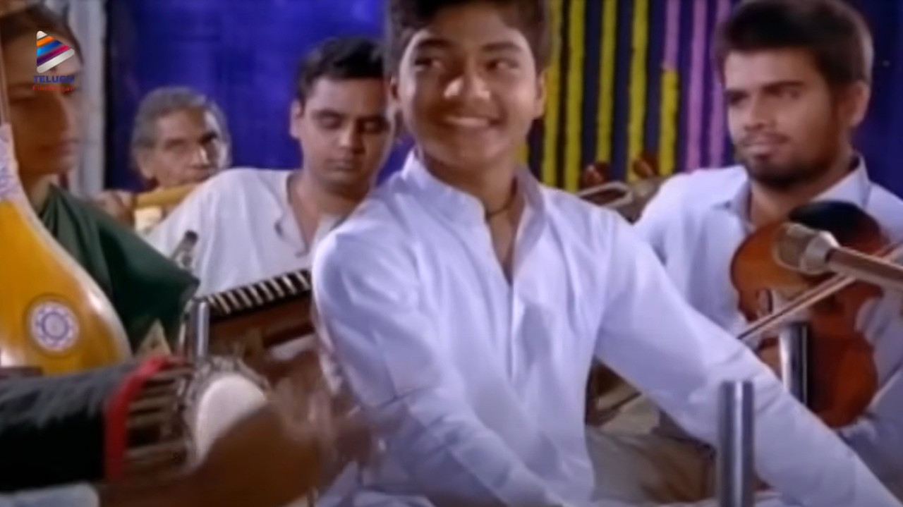 స్వాతి కిరణం - 剧照