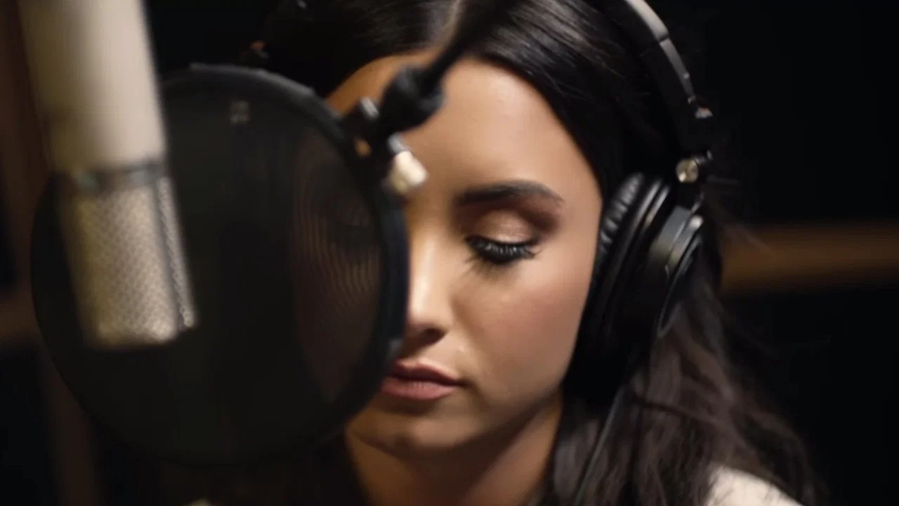 Demi Lovato: Simply Complicated - 剧照