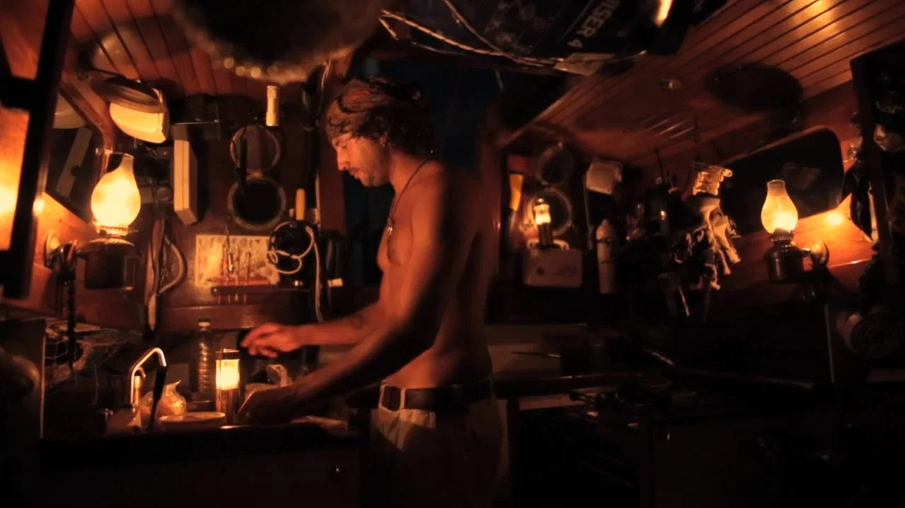 Twenty Eight Feet: Life on a Little Wooden Boat - 剧照