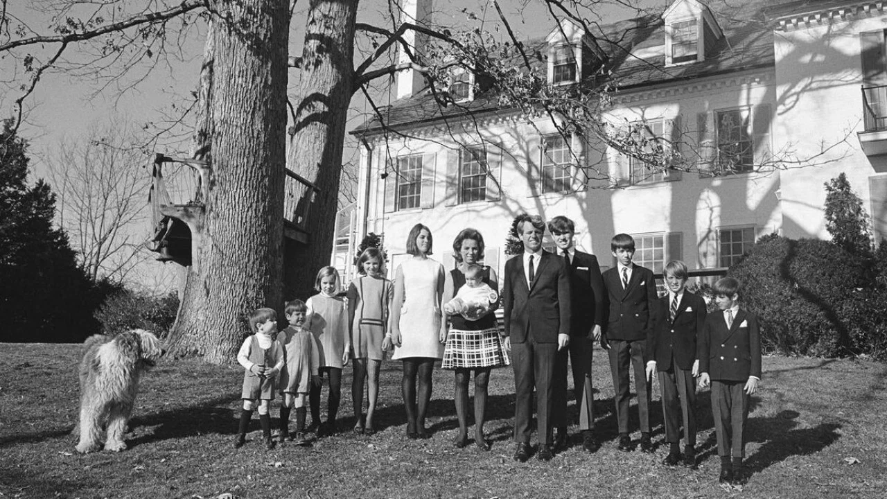 Vier Br&uuml;der, f&uuml;nf Schwestern &ndash; Die Kennedys - 剧照