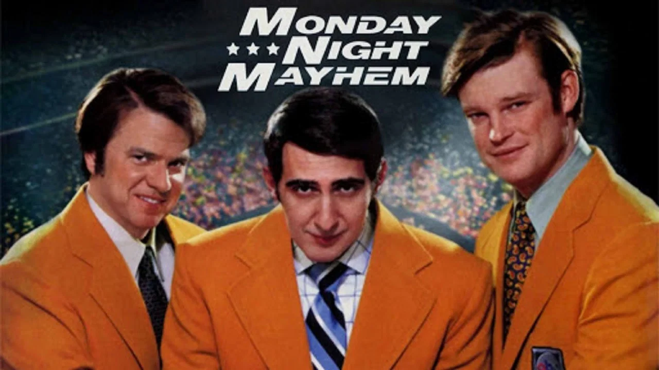 Monday Night Mayhem - 剧照