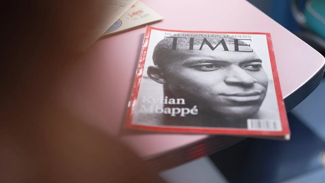 Mbapp&eacute;, la diplomatie du ballon rond - 剧照