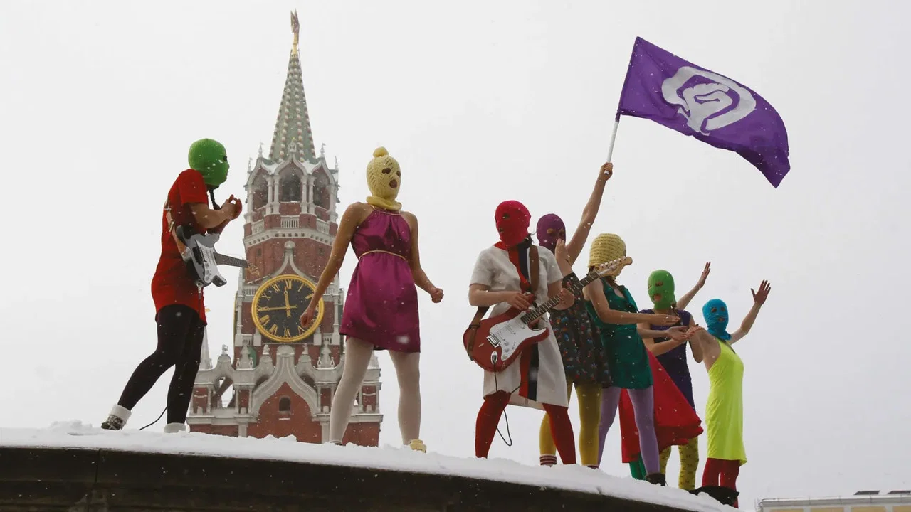 Pussy Riot, rage against Poutine - 剧照